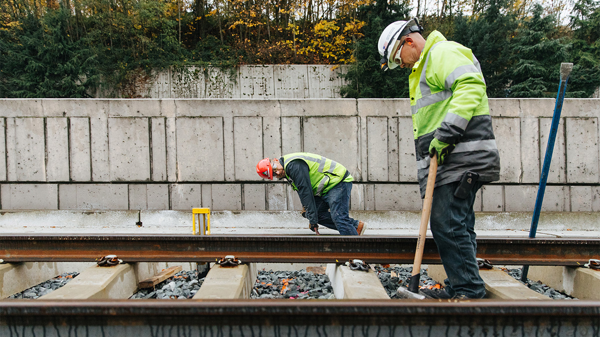 Mercer Island link tracks inspected.