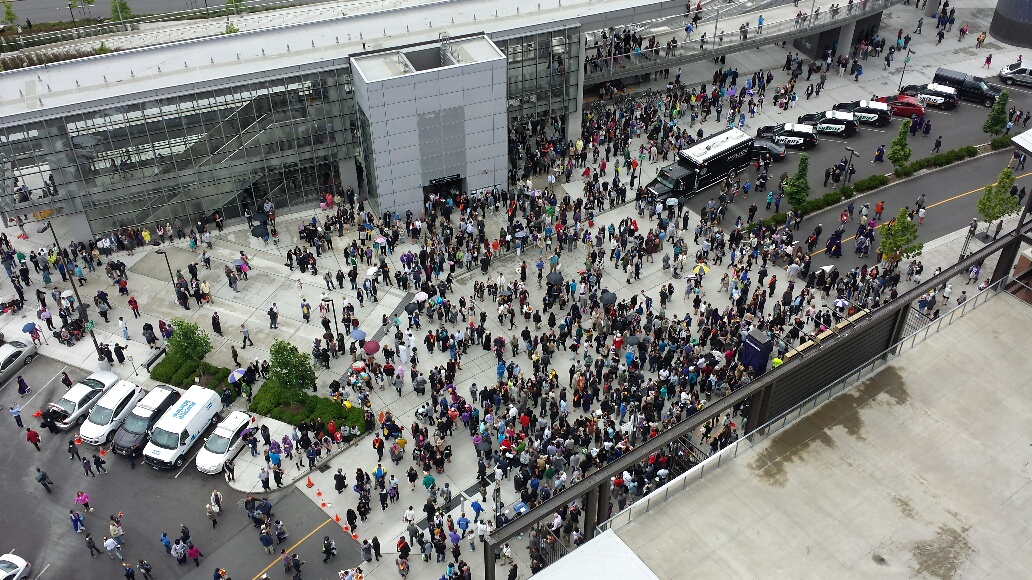 Buy a round-trip ticket so you don't have to wait in long lines after UW football games