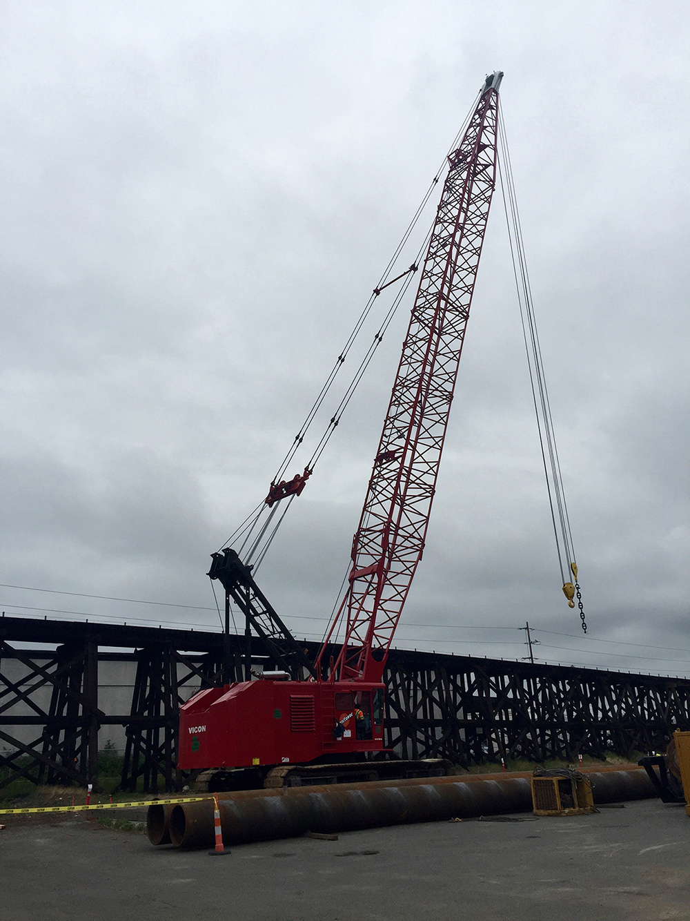 Pile driving crane.