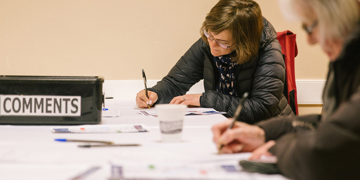 Riders filling out comments at a West Seattle/Ballard open house.