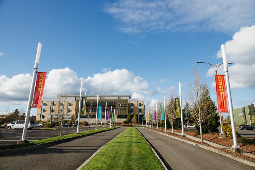 Outside photo of the Pamela Transue Center for Science and Engineering building at Tacoma Community College.