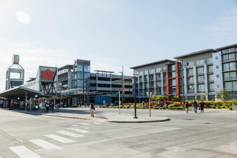 The Senior City apartments, adjacent to the Federal Way Transit Center, provides energy-efficient housing for seniors within walking distance to transit, services, and more. 