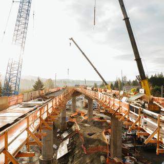 The East Link guideway takes shape above South Bellevue
