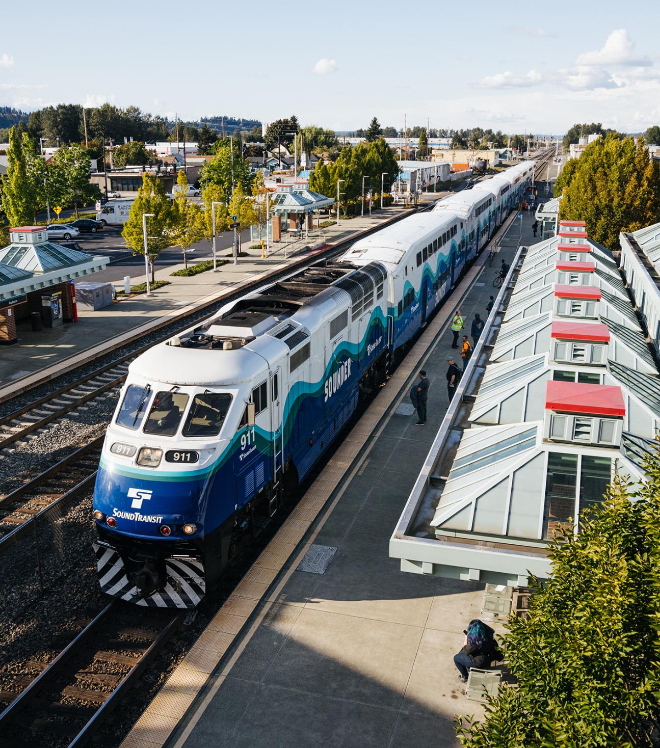 Photo of the Sounder Train at a Station