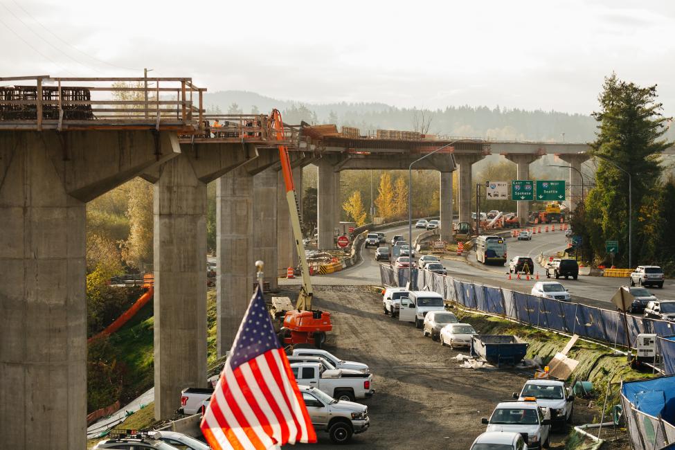 View looking south at the East Link light rail guideway from the future South Bellevue Station. 