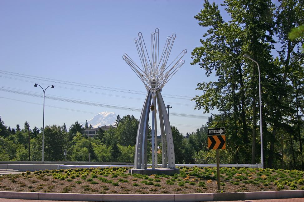 Photo of Miles Pepper art removal from Gateway Center blvd, Federal Way Link Extension