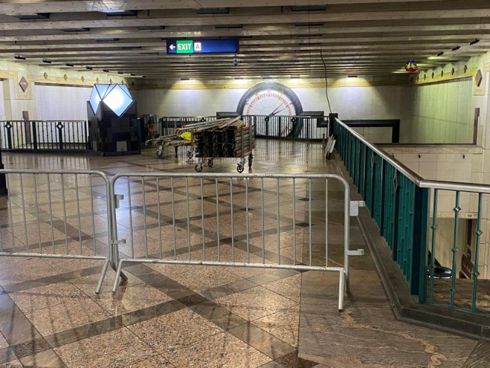 Scaffolding on the Westlake Station mezzanine