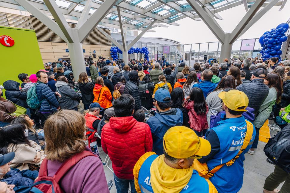 A large crowd at the 2 Line celebration in downtown Bellevue 