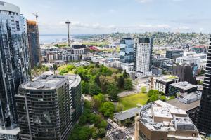 An aerial view of downtown Seattle with the Space Needle on the left 